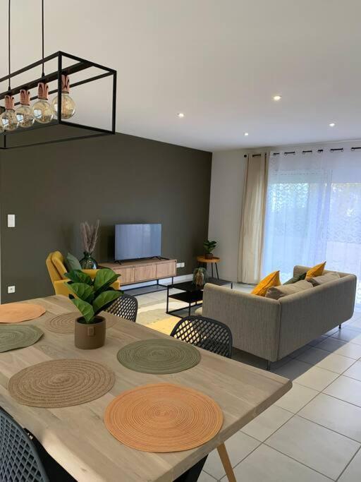 Charmante Villa Châtellerault Esterno foto