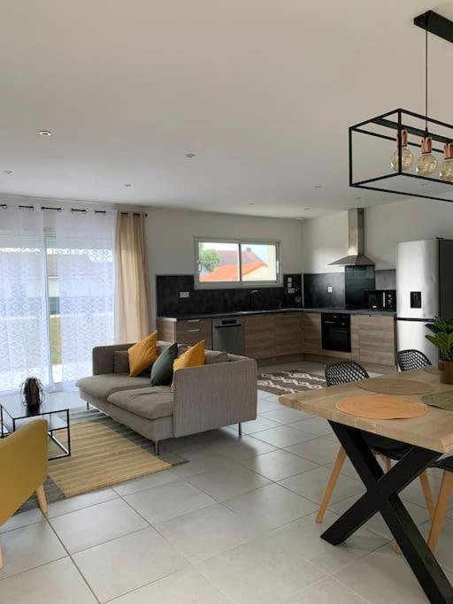 Charmante Villa Châtellerault Esterno foto